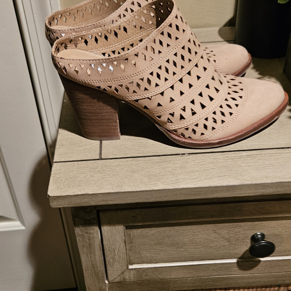 Steve Madden Shoe Boot Size 6.5 - image 2